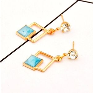 NEW Trendy Diamond Shape Earring in TURQUOISE/PINK